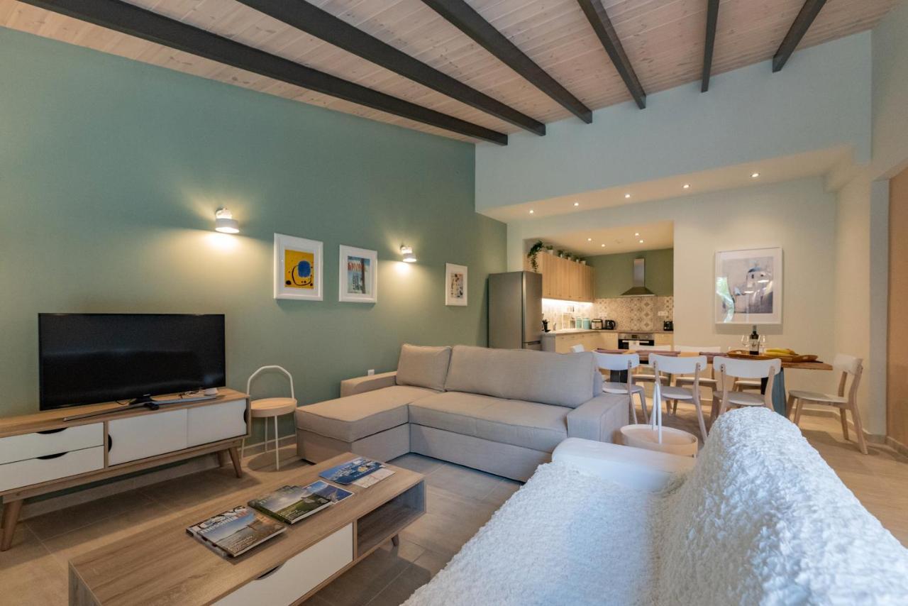 Linas Home - Kalamata Mediterranean Villas Ngoại thất bức ảnh